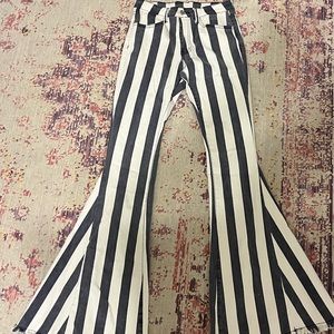 WHITE/DARK NAVY STRIPED FLARE JEANS